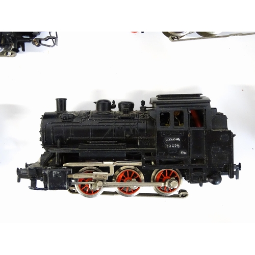 852 - Toys - Model Train / Railway Interest : A large quantity of Marklin railway items to include electri... 