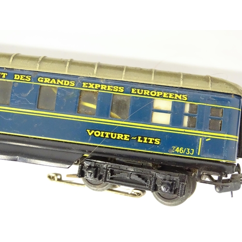 852 - Toys - Model Train / Railway Interest : A large quantity of Marklin railway items to include electri... 