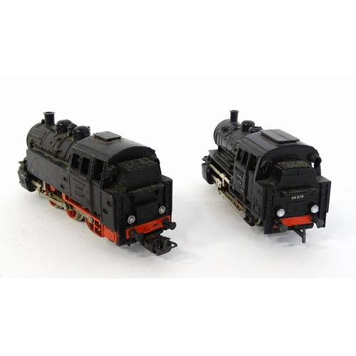 852 - Toys - Model Train / Railway Interest : A large quantity of Marklin railway items to include electri... 