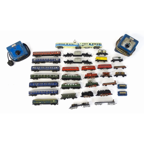 852 - Toys - Model Train / Railway Interest : A large quantity of Marklin railway items to include electri... 