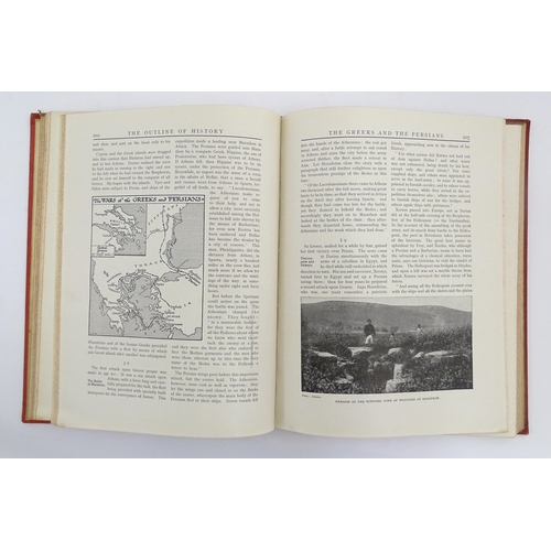 960 - Books: The Outline of History, Volumes 1 & 2, by H. G. Wells. Published by George Newnes, London. To... 