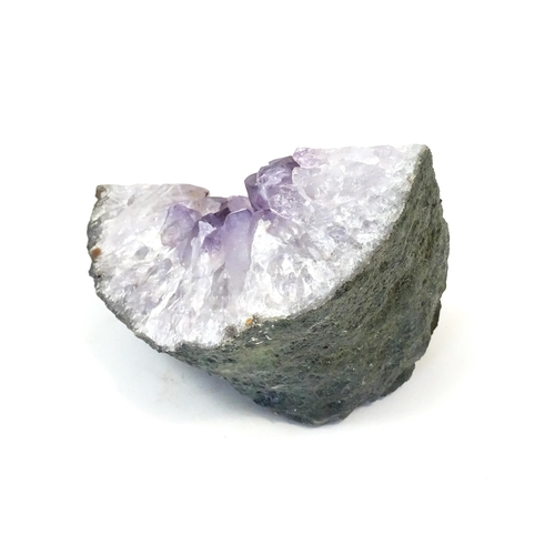 1072 - Natural History / Geology Interest: An amethyst crystal geode. Approx. 5 1/4