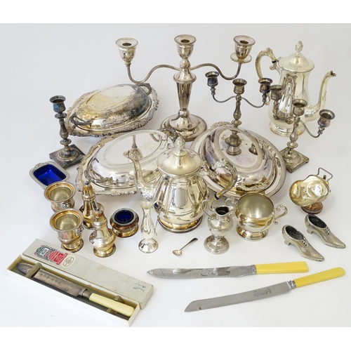 579 - A quantity of silver plated items to include candelabra, entree dishes, coffee pot, candlestick, cru... 