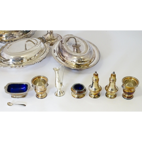 579 - A quantity of silver plated items to include candelabra, entree dishes, coffee pot, candlestick, cru... 