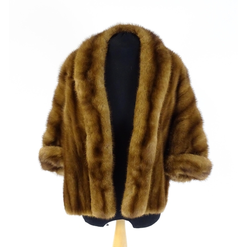 1289 - Vintage fashion / clothing: a vintage fur shrug / cropped jacket with Arthur Polikoff, 33 Bruton Str... 