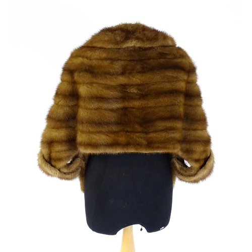 1289 - Vintage fashion / clothing: a vintage fur shrug / cropped jacket with Arthur Polikoff, 33 Bruton Str... 