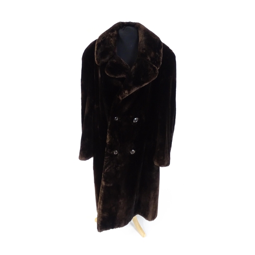 1303 - Vintage fashion / clothing: A dark brown full length fur coat by Barone, Parma. Chest approx. 44