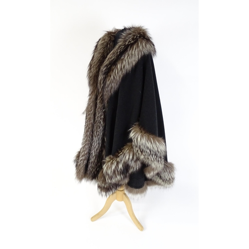 1304 - Vintage fashion / clothing: A dark grey wool and cashmere cloak with fur trim by Barone, Parma