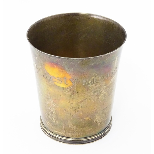 296 - A George V silver beaker hallmarked London 1934 with jubilee mark, maker Carrington and Co. Approx 3... 