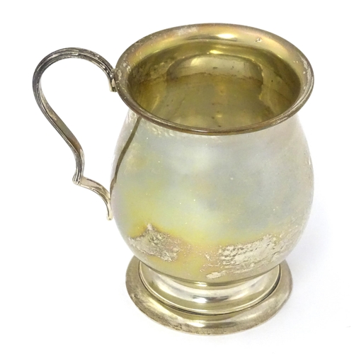 305 - A silver Christening mug, hallmarked Birmingham 1929, maker A L Davenport Ltd. Approx. 3 1/2