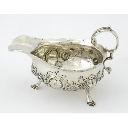 326 - A George II silver sauce boat hallmarked London 1755, maker Robert Albin Cox. Approx. 3