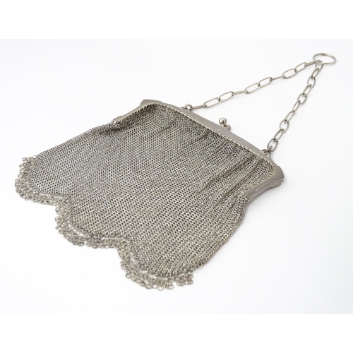 341 - A silver bag / purse of chain mesh form, bearing import marks for Chester 1915, imported Jose Herman... 