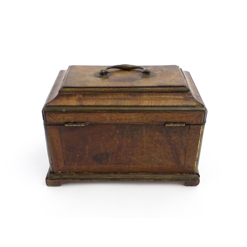 1089 - A 19thC mahogany caddy / box, opening to reveal three section within. Approx. 7