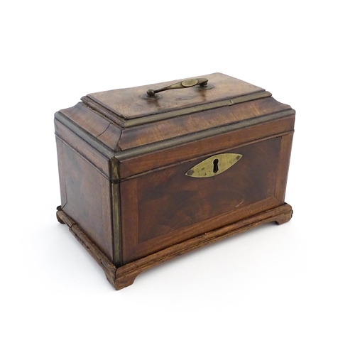 1089 - A 19thC mahogany caddy / box, opening to reveal three section within. Approx. 7