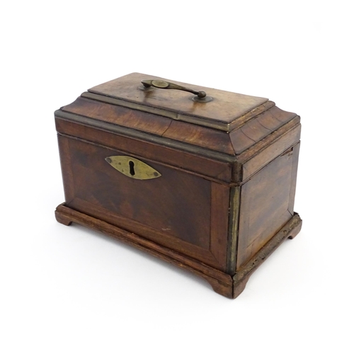 1089 - A 19thC mahogany caddy / box, opening to reveal three section within. Approx. 7