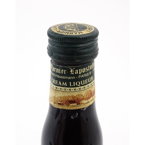 1119 - A bottle of Marnier Apostolle cream liquer, approx 70cl