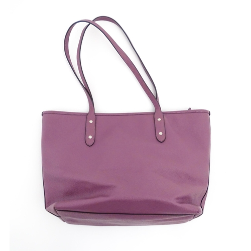 1319 - Vintage fashion / clothing: A Coach Crossgrain Leather City Zip Tote F57522 in Mauve including a mat... 