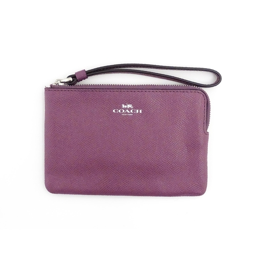 1319 - Vintage fashion / clothing: A Coach Crossgrain Leather City Zip Tote F57522 in Mauve including a mat... 