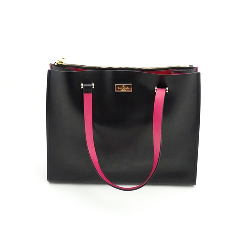 1320 - Vintage fashion / clothing: A Kate Spade tote bag in black, approx. 14 1/2