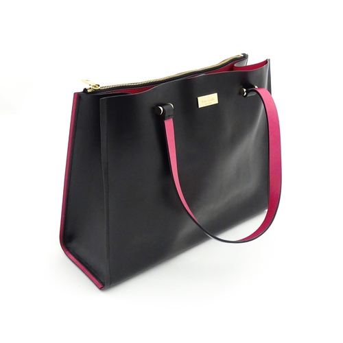 1320 - Vintage fashion / clothing: A Kate Spade tote bag in black, approx. 14 1/2