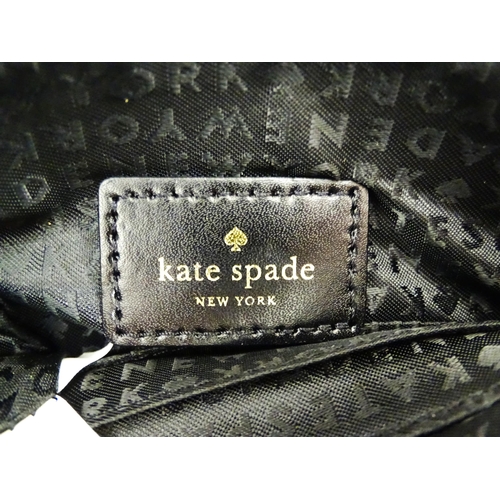 1320 - Vintage fashion / clothing: A Kate Spade tote bag in black, approx. 14 1/2