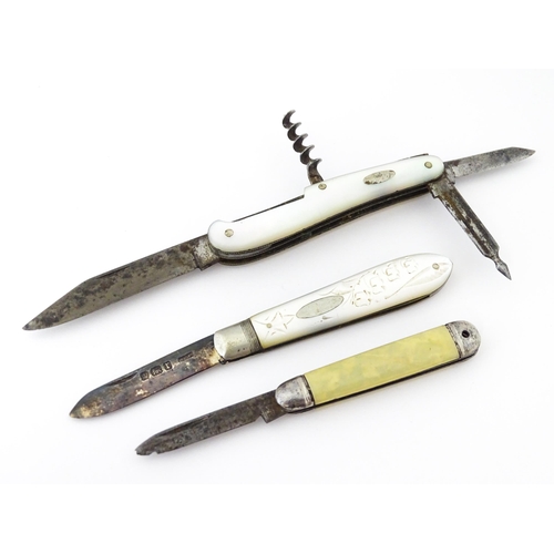 436 - A silver folding fruit knife with mother of pearl handle hallmarked Sheffield 1909, maker Henry Will... 