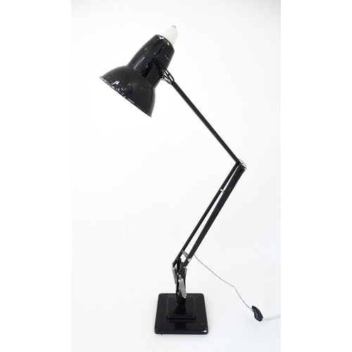 1424 - A 20thC black Anglepoise lamp. Approx. 34