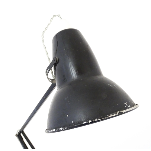 1424 - A 20thC black Anglepoise lamp. Approx. 34