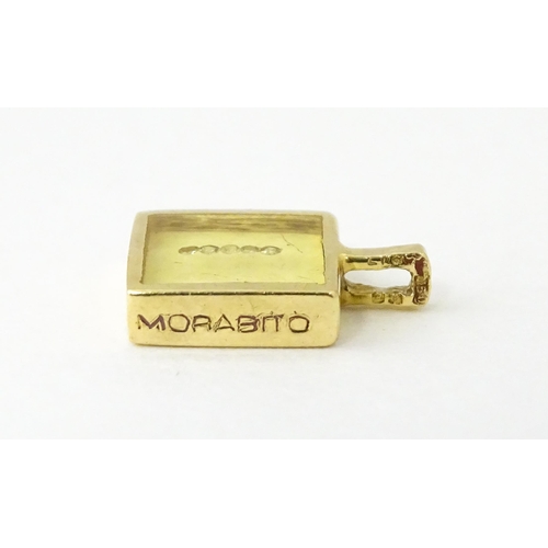 691 - An 18ct gold pendant of squared form with diamonds set to centre. Stamped Morabito. Approx. 1/2