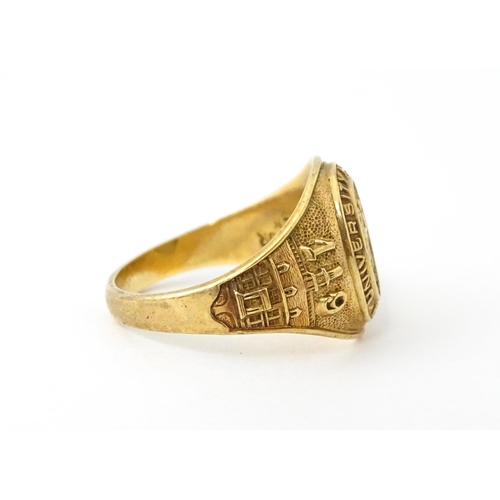 722 - An American 10k gold school ring for ' University High School' bearing motto United we stand divided... 