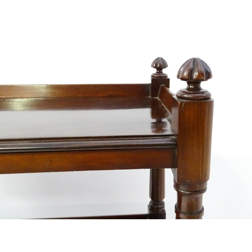 1591 - A Victorian mahogany buffet with gadrooned finials matched to the carved tapering legs. The buffet h... 