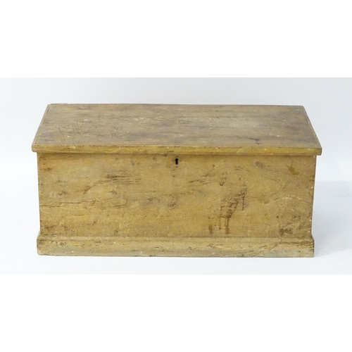 1614 - A 19thC elm blanket box with wrought iron hinges and a stepped base. 37