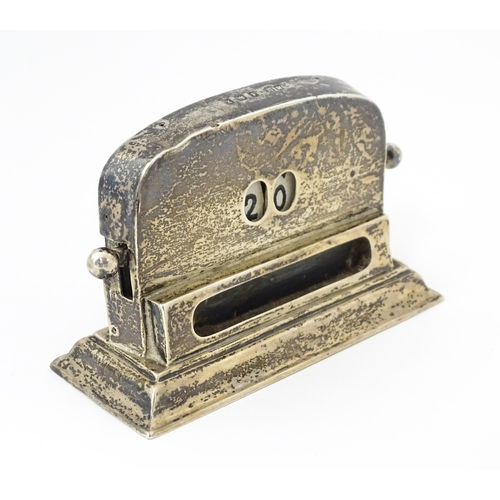 263 - A silver mounded desk calendar hallmarked Birmingham 1922 maker Henry Matthews. Approx. 3 1/2