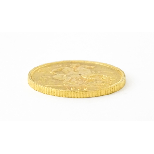 811 - Coin : An Elizabeth II 1958 gold sovereign