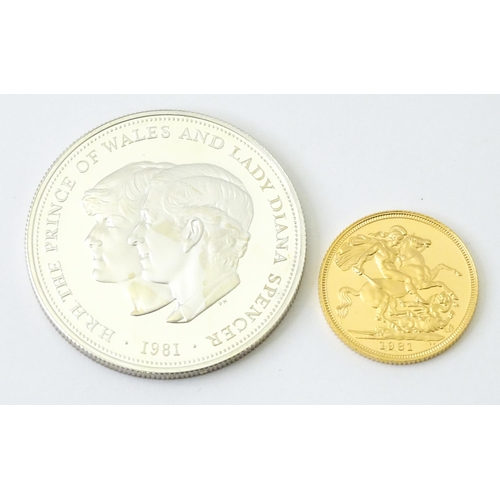 821 - Collector's Coins : a 1981 Royal Mint two-coin commemorative set, comprising a proof gold  sovereign... 