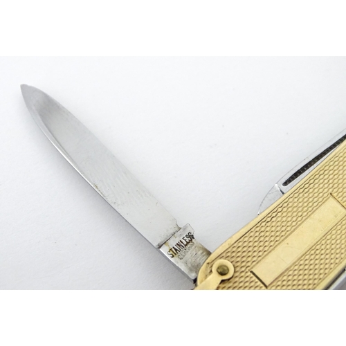 786 - A 9ct gold penknife hallmarked Birmingham 1960, maker Cohen & Charles. Approx. 2 1/2