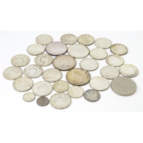 824 - A quantity of assorted United States of America coins, various dates and denominations, to include h... 