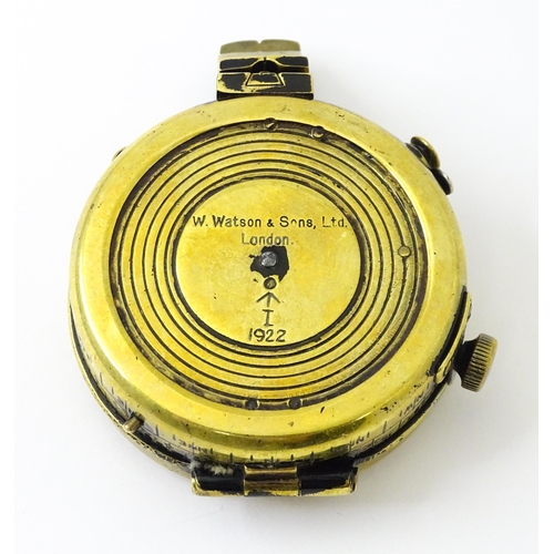 827 - Militaria : a Verner's Pattern VIII pocket compass by W. Watson & Sons London , stamped to the base ... 