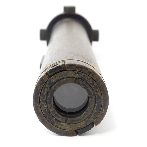 831 - Militaria , WWII / World War 2 / Second World War / WW2 : a 6pdr artillery gun sight, the eyepiece m... 