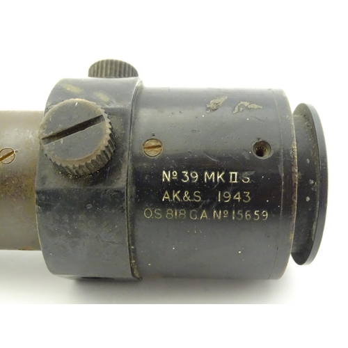 831 - Militaria , WWII / World War 2 / Second World War / WW2 : a 6pdr artillery gun sight, the eyepiece m... 