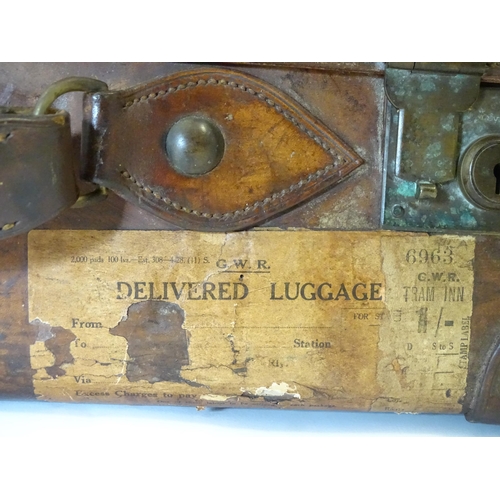 844 - Militaria, WWI / World War 1 / First World War / WWI : an early 20thC leather suitcase by Army & Nav... 