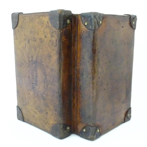 844 - Militaria, WWI / World War 1 / First World War / WWI : an early 20thC leather suitcase by Army & Nav... 