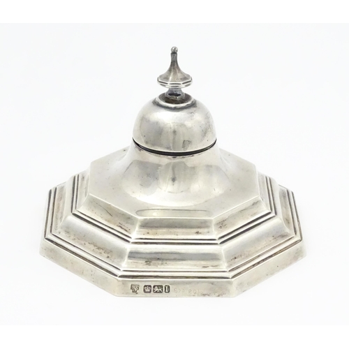 314A - A silver inkwell of octagonal form  hallmarked Sheffield 1903 maker Hawksworth, Eyre & Co Ltd. Appro... 