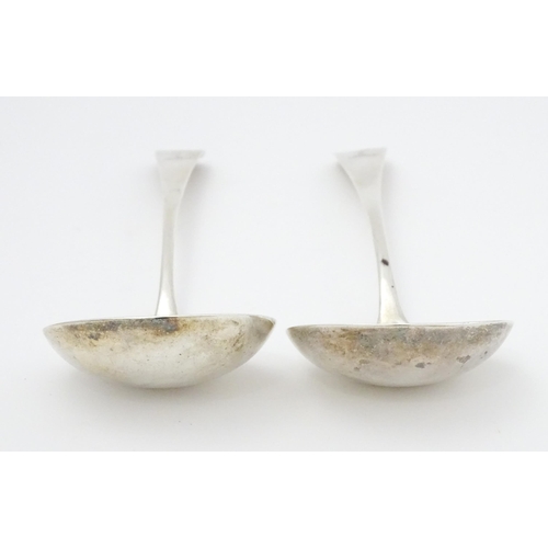 404A - A pair of George III silver ladles hallmarked London 1800, maker Solomon Hougham. Approx. 7