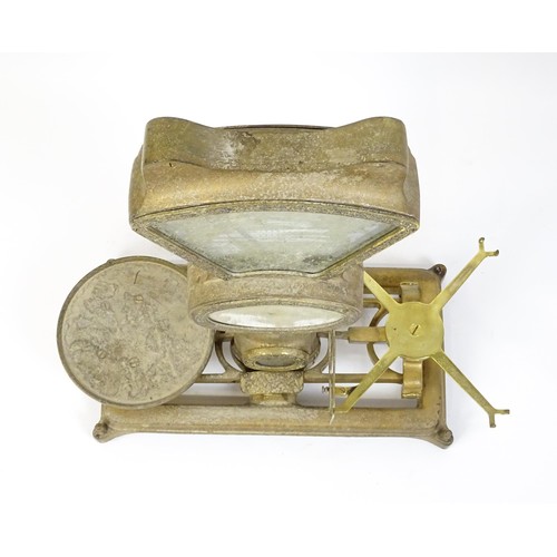 1252A - An early 20thC grocer's scales by The Automatic Scale Company, London & Manchester (Altrincham), con... 