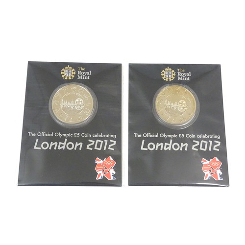 824A - Collector's Coins : a quantity of commemorative coins, comprising two 2012 Royal Mint Queen Elizabet... 