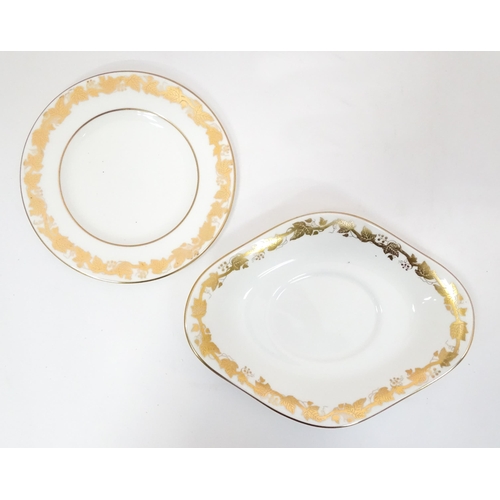 212 - Wedgwood : a quantity of assorted dinnerwares in the Whitehall and Campion patterns, together with t... 