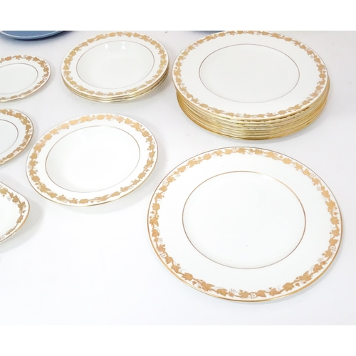 212 - Wedgwood : a quantity of assorted dinnerwares in the Whitehall and Campion patterns, together with t... 