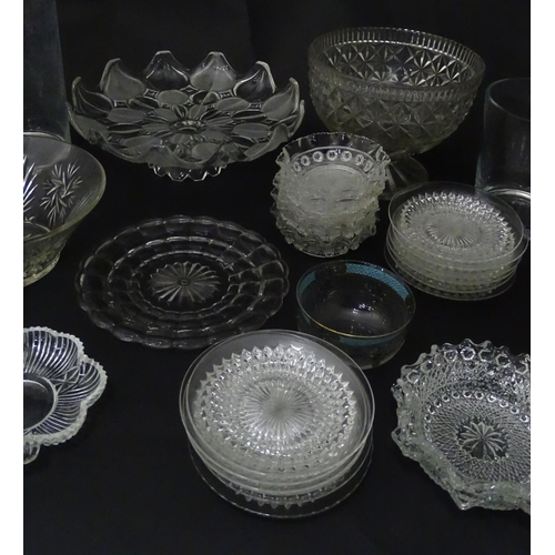 258 - A quantity of assorted 20thC and later glassware to include candlesticks, saucers, bon bon dishes, v... 