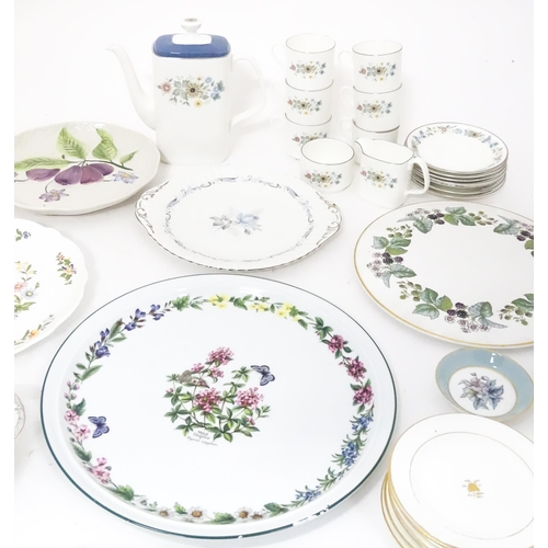 76 - A quantity of assorted ceramics to include tea wares, cake plates, napkin rings, etc. Makers to incl... 